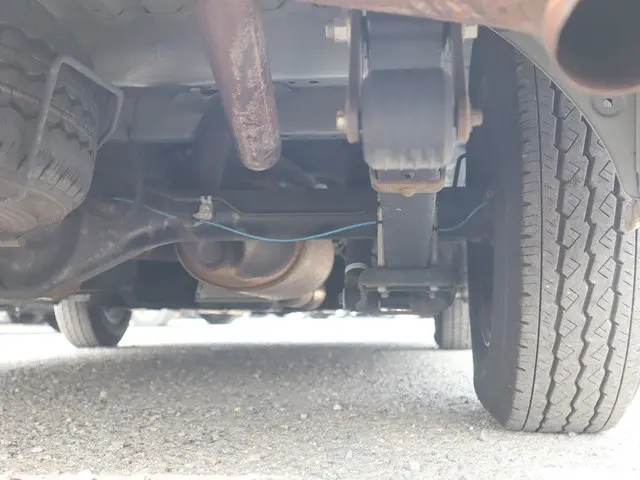 トヨタ ハイエース CBA-TRH214W(2WD)の写真36