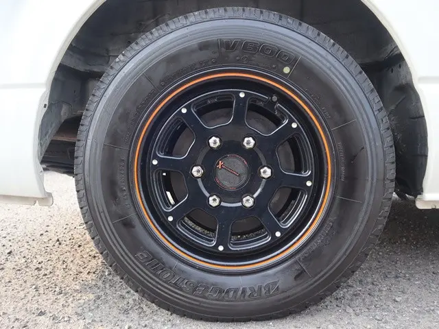 トヨタ ハイエース CBA-TRH214W(2WD)の写真37