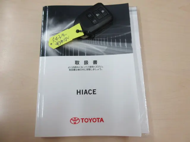トヨタ ハイエース CBA-TRH214W(2WD)の写真49