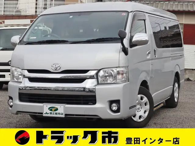 トヨタ ハイエース CBA-TRH214W(2WD)の写真1