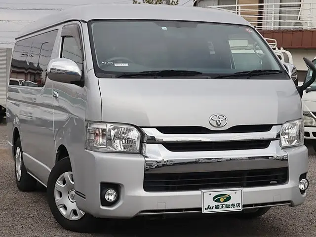 トヨタ ハイエース CBA-TRH214W(2WD)の写真4