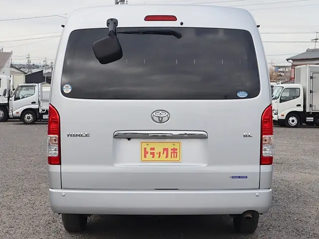 トヨタ ハイエース CBA-TRH214W(2WD)の写真6
