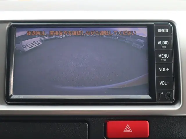 トヨタ ハイエース CBA-TRH214W(2WD)の写真21