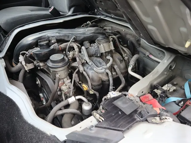 トヨタ ハイエース CBA-TRH214W(2WD)の写真22