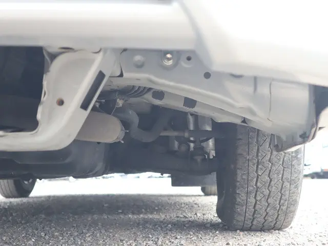 トヨタ ハイエース CBA-TRH214W(2WD)の写真28