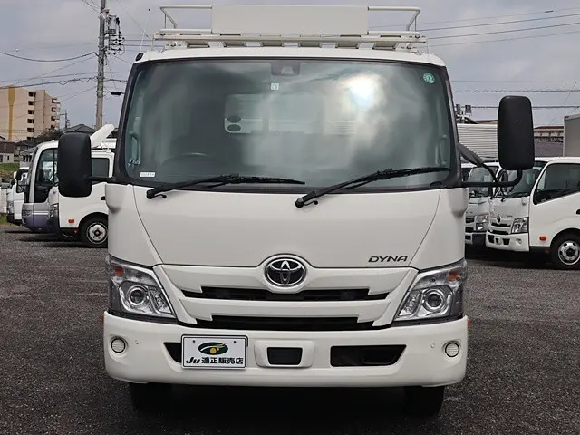 トヨタ ダイナ 2RG-XZU720(2WD)の写真3