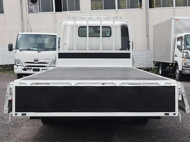 トヨタ ダイナ 2RG-XZU720(2WD)の写真12