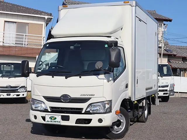 日野 デュトロ TPG-XZU605M(2WD)の写真2