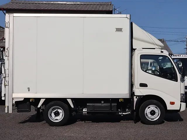 日野 デュトロ TPG-XZU605M(2WD)の写真8