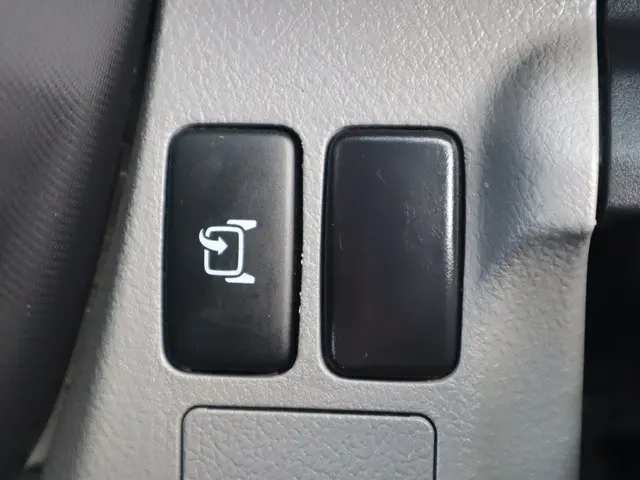 日野 デュトロ TPG-XZU605M(2WD)の写真42