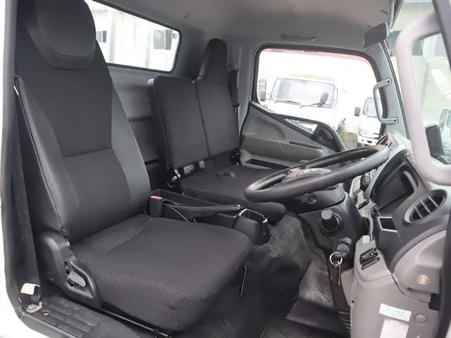 三菱 キャンター TPG-FEB50(2WD)の写真32