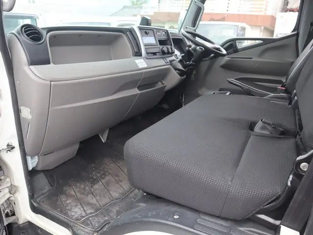 三菱 キャンター TPG-FEB50(2WD)の写真34