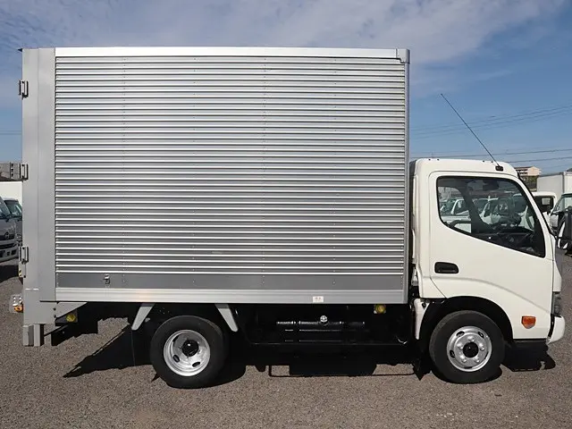 トヨタ ダイナ TPG-XZU605(2WD)の写真8