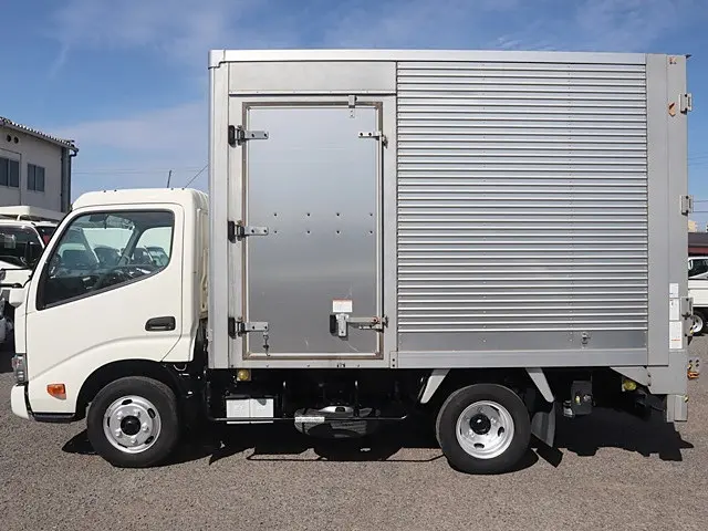 トヨタ ダイナ TPG-XZU605(2WD)の写真9