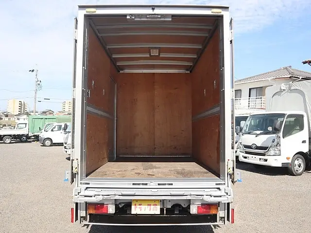 トヨタ ダイナ TPG-XZU605(2WD)の写真11