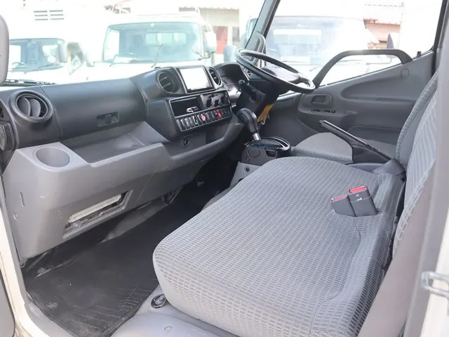 トヨタ ダイナ TPG-XZU605(2WD)の写真40