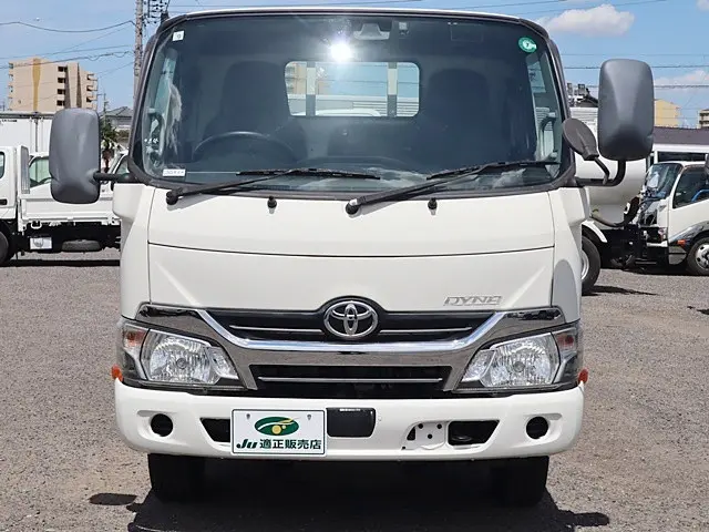 トヨタ ダイナ TKG-XZC605(2WD)の写真3