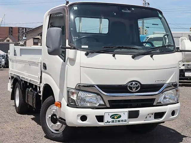 トヨタ ダイナ TKG-XZC605(2WD)の写真4