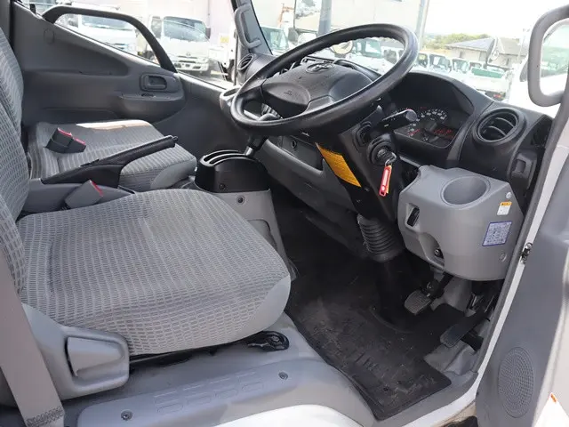 トヨタ ダイナ TKG-XZC605(2WD)の写真32