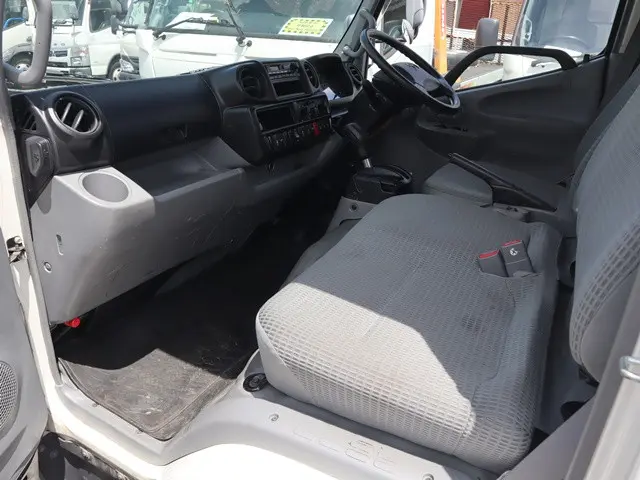 トヨタ ダイナ TKG-XZC605(2WD)の写真34