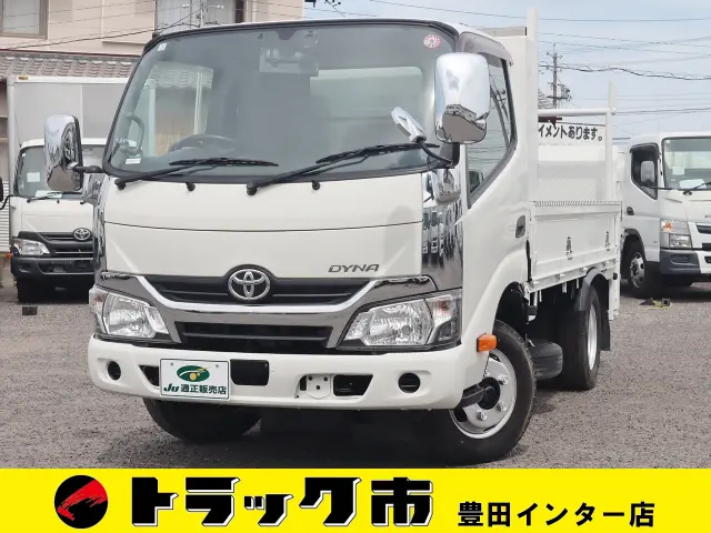 トヨタ ダイナ TKG-XZC605(2WD)の写真1