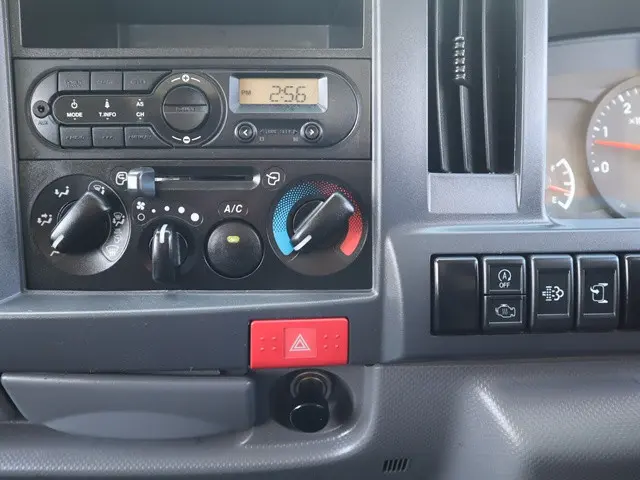 日産 アトラス 2RG-AHR88A(2WD)の写真37