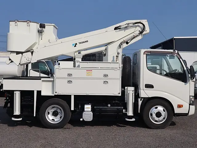 日野 デュトロ TKG-XZU675M(4WD)の写真8