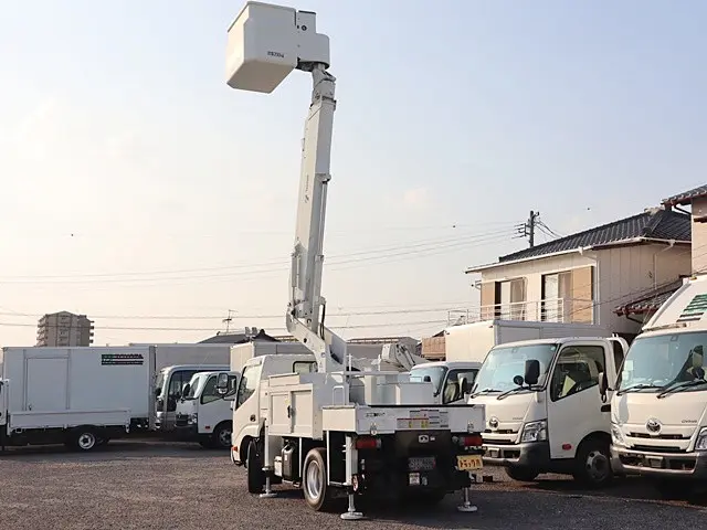 日野 デュトロ TKG-XZU675M(4WD)の写真14