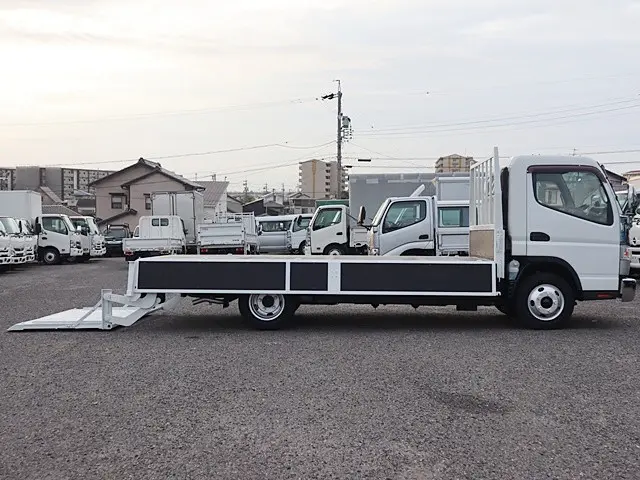三菱 キャンター TPG-FEB50(2WD)の写真10
