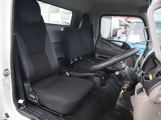 三菱 キャンター TPG-FEB50(2WD)の写真33