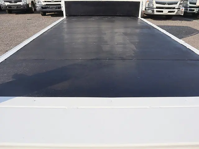 三菱 キャンター 2RG-FBA20(2WD)の写真13