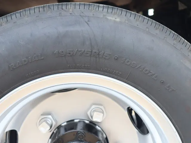 三菱 キャンター 2RG-FBA20(2WD)の写真25