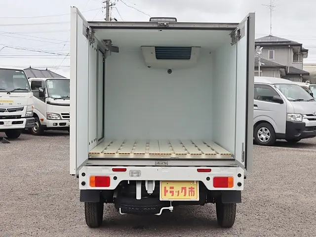 スズキ キャリイ 3BD-DA16T(2WD)の写真11