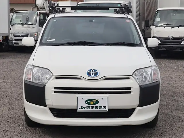 トヨタ サクシードバン 6AE-NHP160V(2WD)の写真3