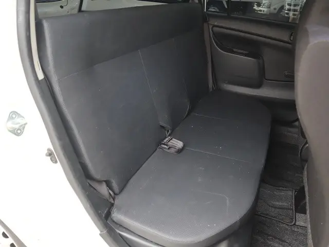 トヨタ サクシードバン 6AE-NHP160V(2WD)の写真34