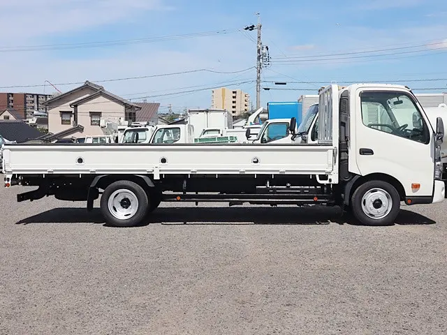 トヨタ ダイナ TKG-XZU720(2WD)の写真8