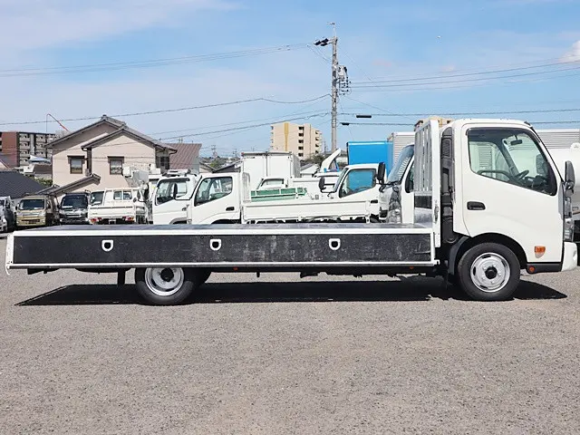 トヨタ ダイナ TKG-XZU720(2WD)の写真10