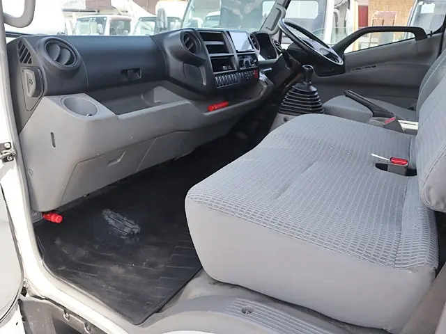 トヨタ ダイナ TKG-XZU720(2WD)の写真32