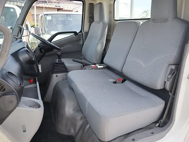 トヨタ ダイナ TKG-XZU720(2WD)の写真33