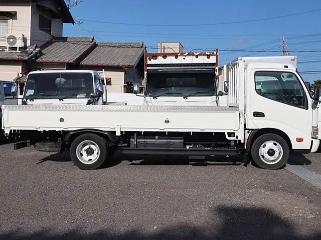 日野 デュトロ SKG-XZC655M(2WD)の写真8