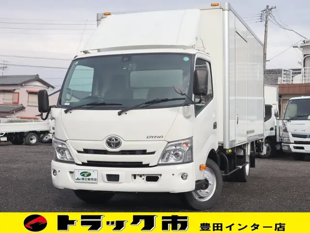 トヨタ ダイナ 2RG-XZU710(2WD)の写真1