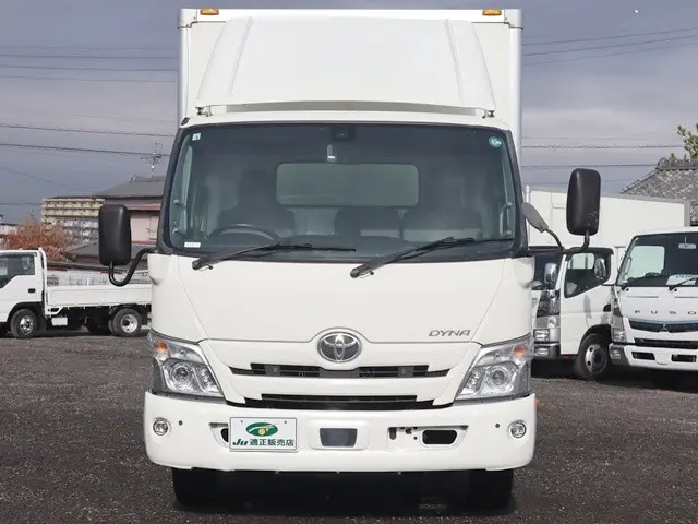 トヨタ ダイナ 2RG-XZU710(2WD)の写真3