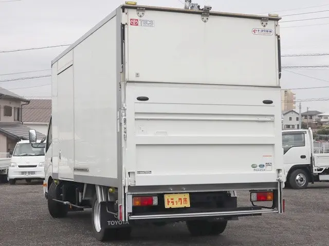 トヨタ ダイナ 2RG-XZU710(2WD)の写真7