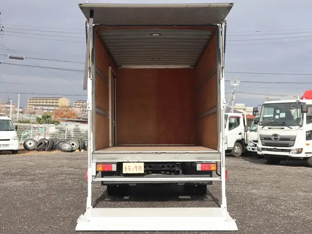 トヨタ ダイナ 2RG-XZU710(2WD)の写真11