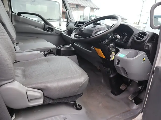 トヨタ ダイナ 2RG-XZU710(2WD)の写真32