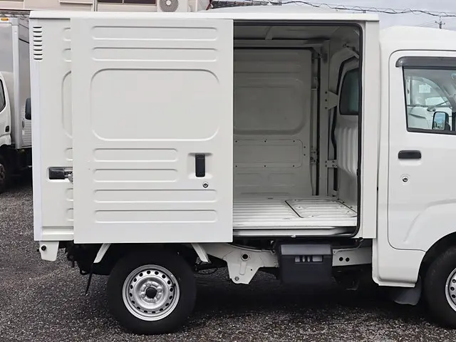 ダイハツ ハイゼットトラック 3BD-S500P(2WD)の写真10