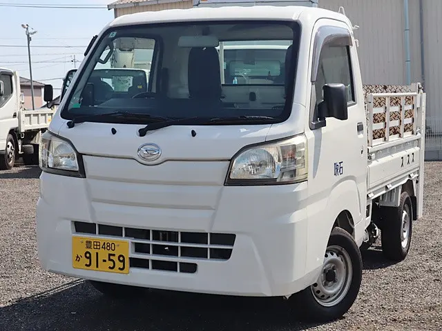 ダイハツ ハイゼットトラック EBD-S500P(2WD)の写真1