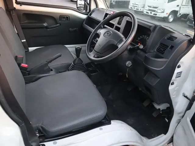 ダイハツ ハイゼットトラック EBD-S500P(2WD)の写真30