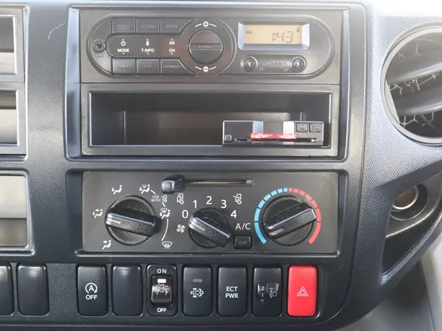 日野 デュトロ TPG-XZC710M(2WD)の写真37