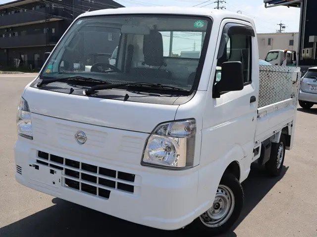 日産 クリッパートラック EBD-DR16T(4WD)の写真1
